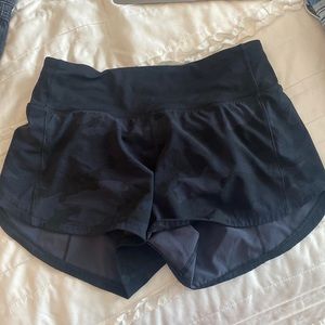 camo lulu speed up shorts
